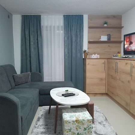 Apartmani Bet Gradacac 1 Maj Broj 24 Zewnętrze zdjęcie