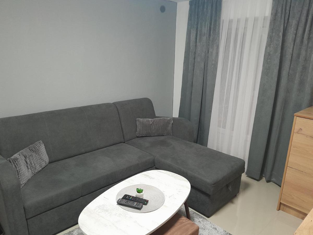 Apartmani Bet Gradacac 1 Maj Broj 24 Zewnętrze zdjęcie