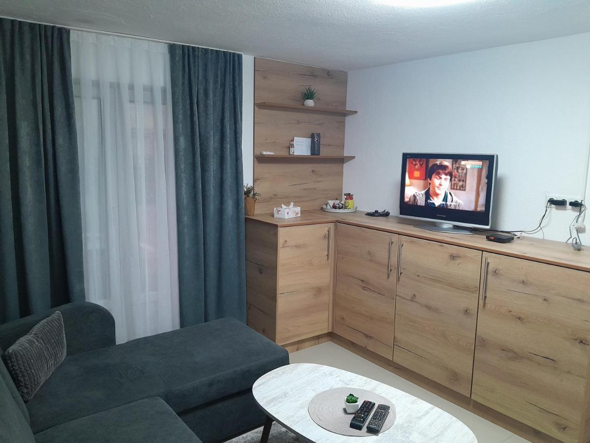 Apartmani Bet Gradacac 1 Maj Broj 24 Zewnętrze zdjęcie
