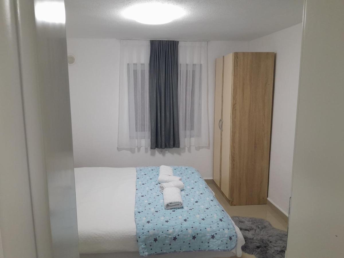 Apartmani Bet Gradacac 1 Maj Broj 24 Zewnętrze zdjęcie